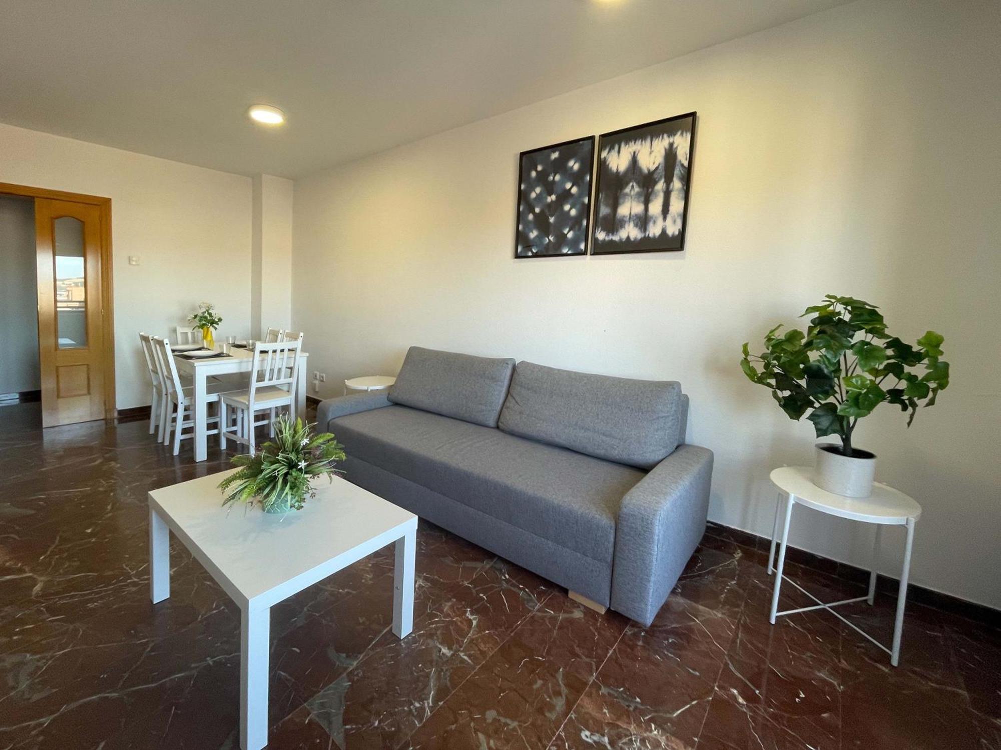 Apartamentos El Pilar Suites 3000 Zaragoza Exterior photo