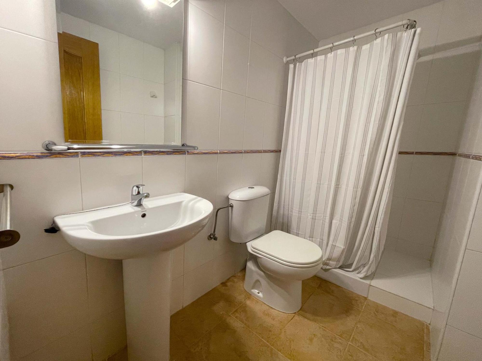 Apartamentos El Pilar Suites 3000 Zaragoza Exterior photo