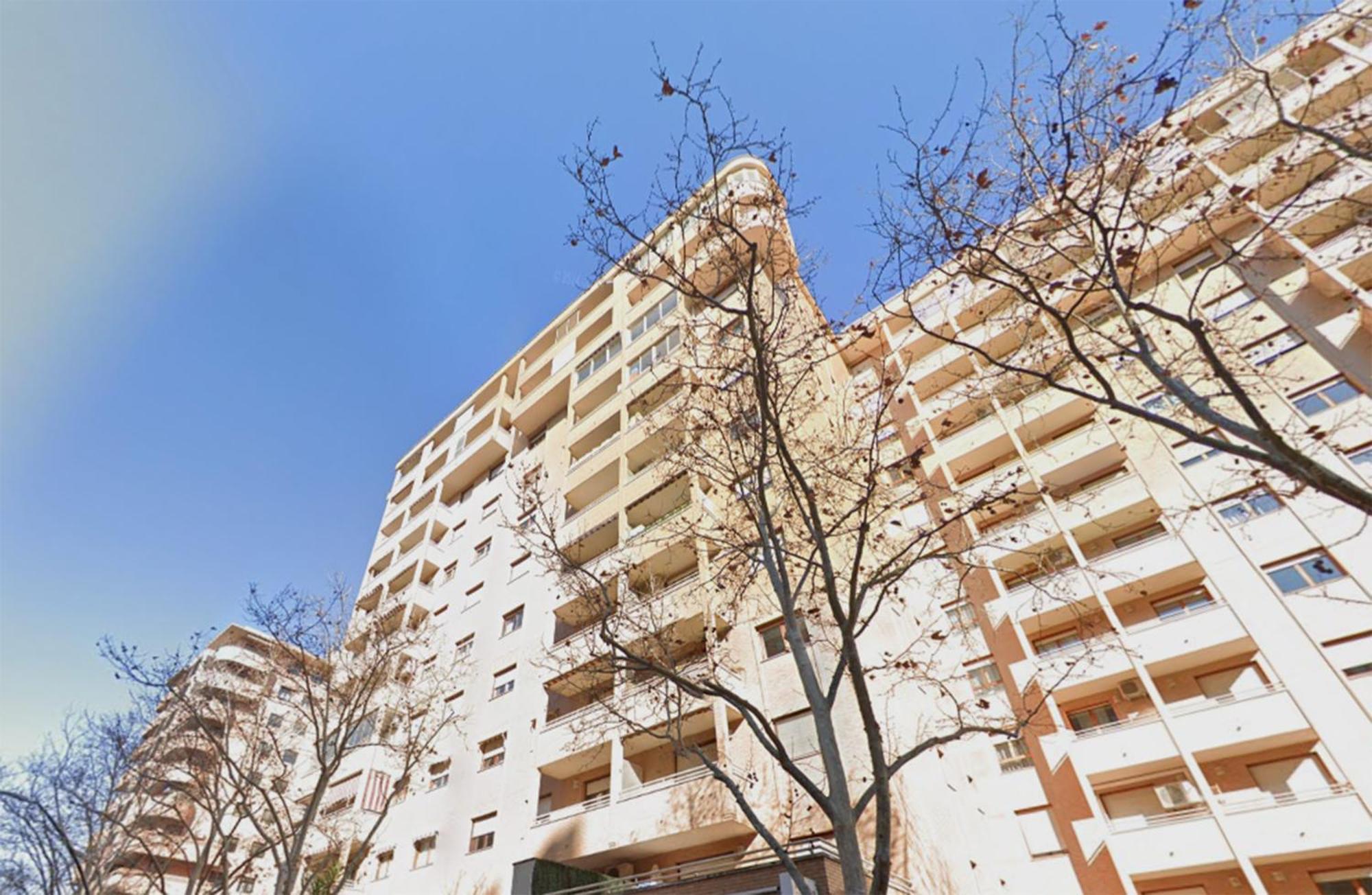Apartamentos El Pilar Suites 3000 Zaragoza Exterior photo